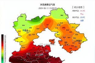 不够准！半场布克6中2拿9分 比尔6中3得6分