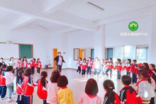 你小子金州公务员？遭遇背伤的波杰姆：背部很痛的肯定是库里